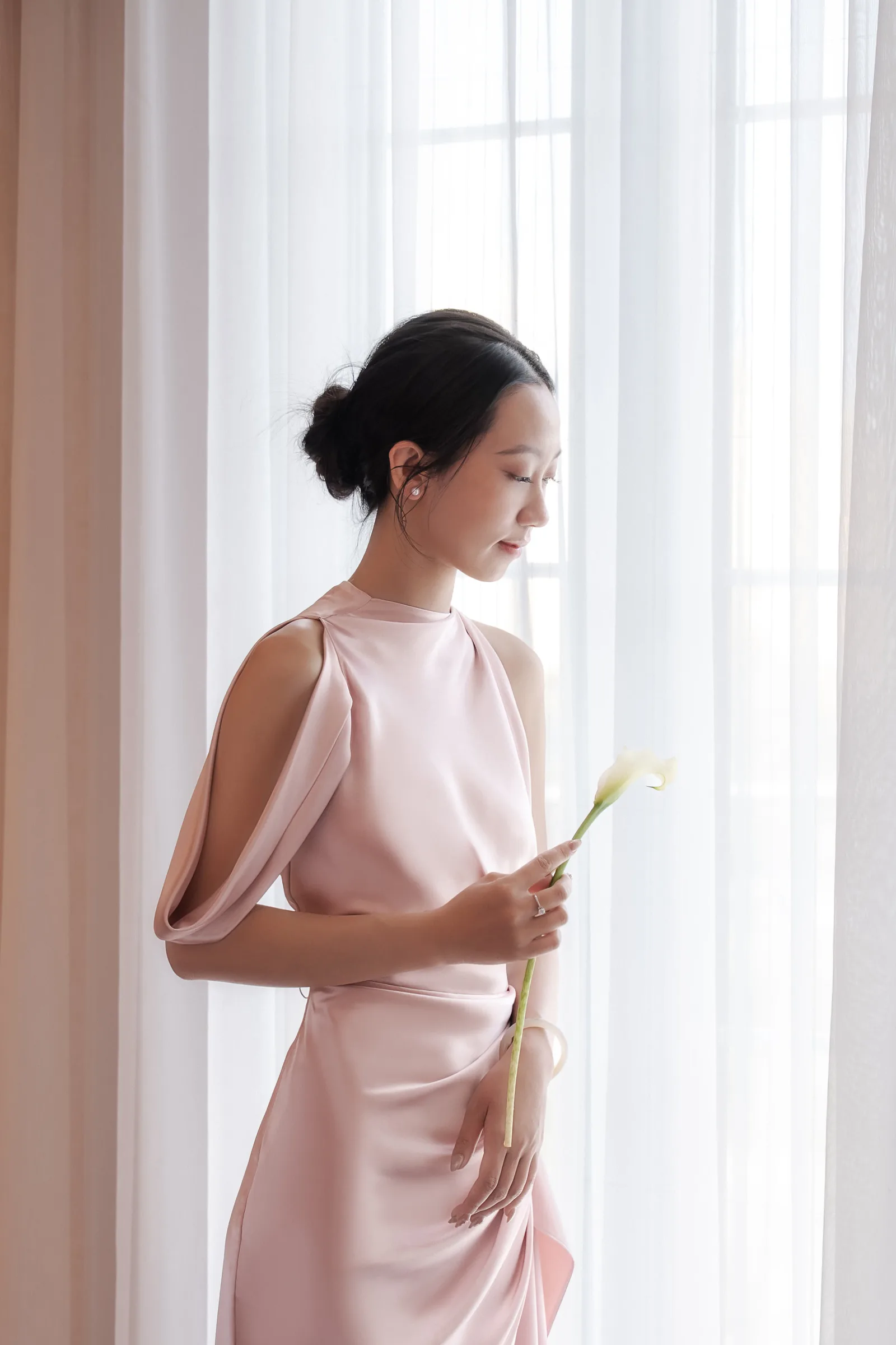 Ánh Đèn & Bóng Gương