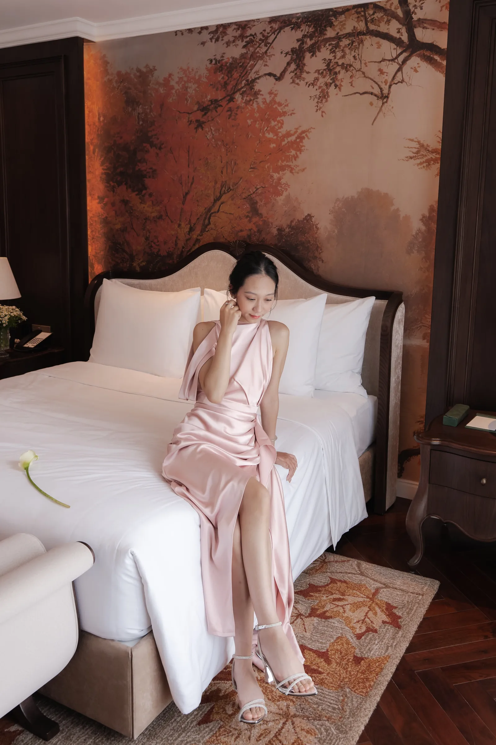 Lụa & Thép